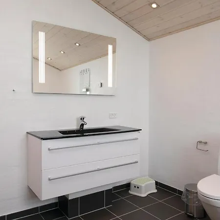 Stunning Home In Lokken With Sauna Løkken