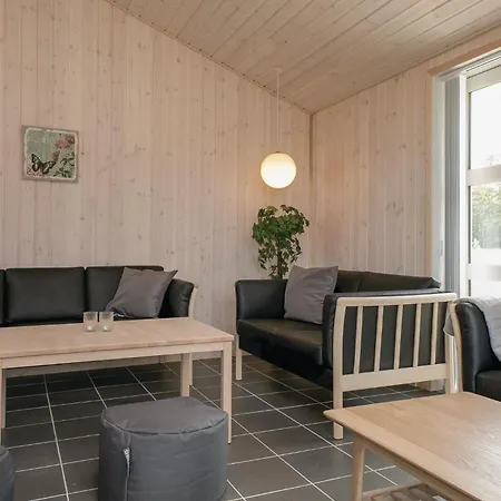 Tatil Evi Stunning Home In Lokken With Sauna *
