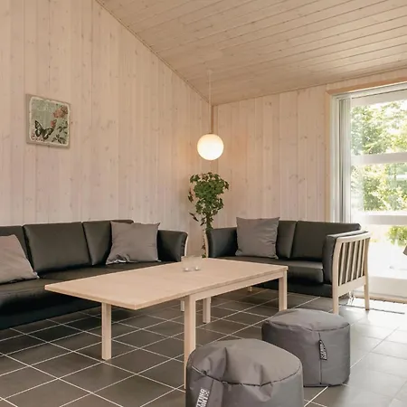 Stunning Home In Lokken With Sauna * Løkken